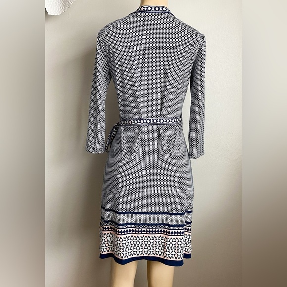 Max Studio Wrap Dress Mix Geometric Printed 3/4 Sleeves Navy Waist Tie Stretch - Picture 7 of 7